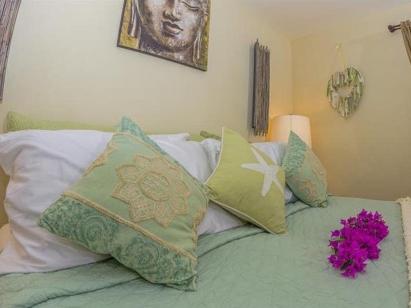 Lantana Barbados Condos Сент-Джеймс Экстерьер фото