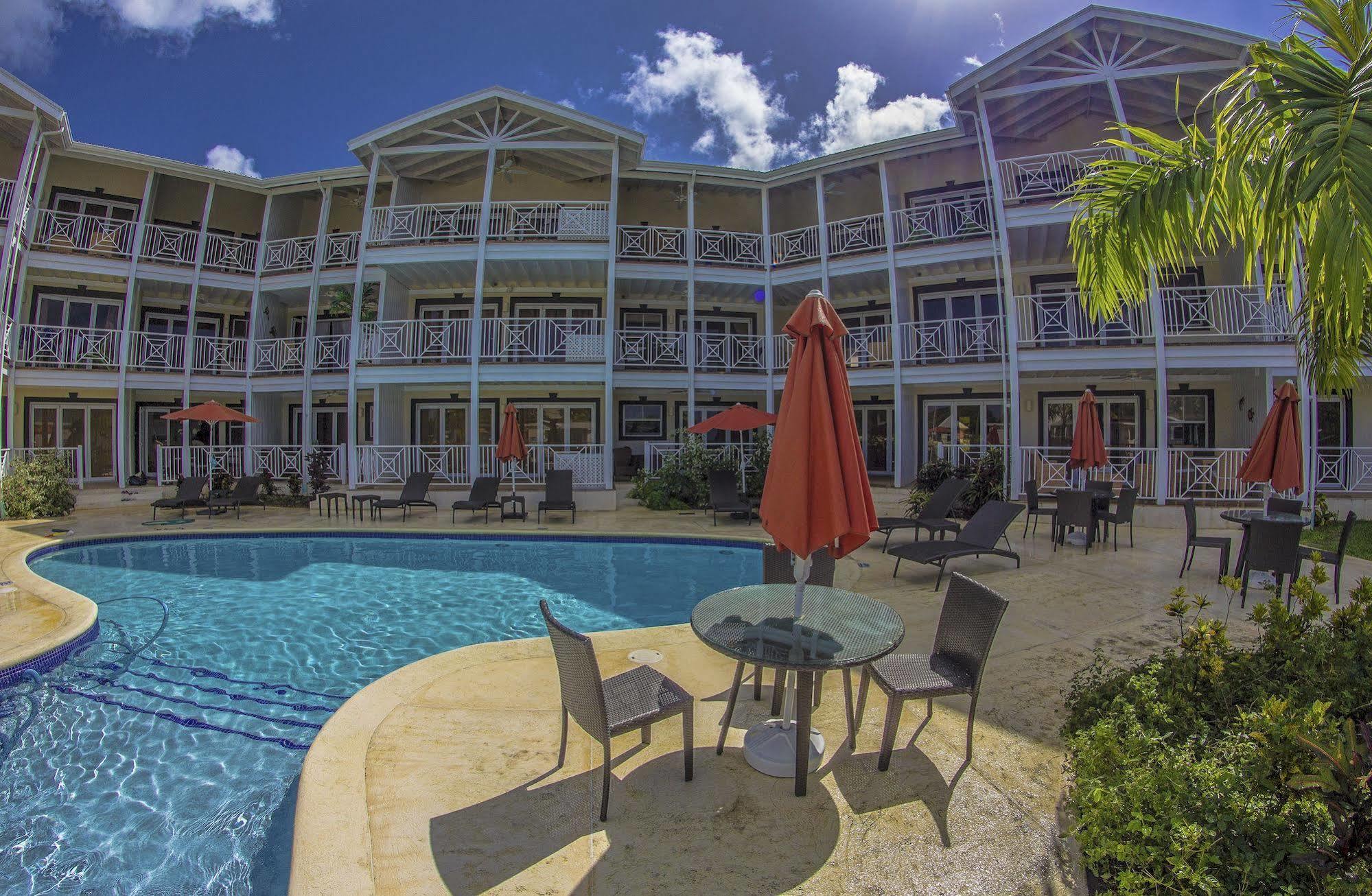Lantana Barbados Condos Сент-Джеймс Экстерьер фото